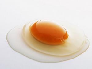 驚人！吃雞蛋黃的危害等同于吸煙？