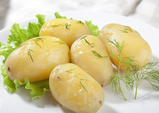 土豆怎么吃最營(yíng)養(yǎng)?蒸著吃最理想