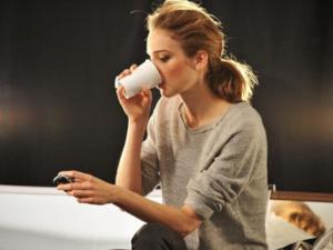 吃松子仁和橄欖養(yǎng)胃-吃什么可以減輕腸胃壓力？