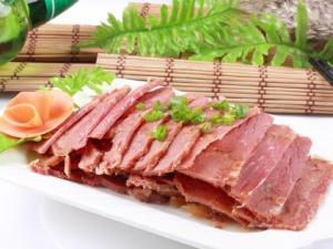 男人補(bǔ)腎可多吃驢肉、鴿肉、鵪鶉、羊肉和泥鰍