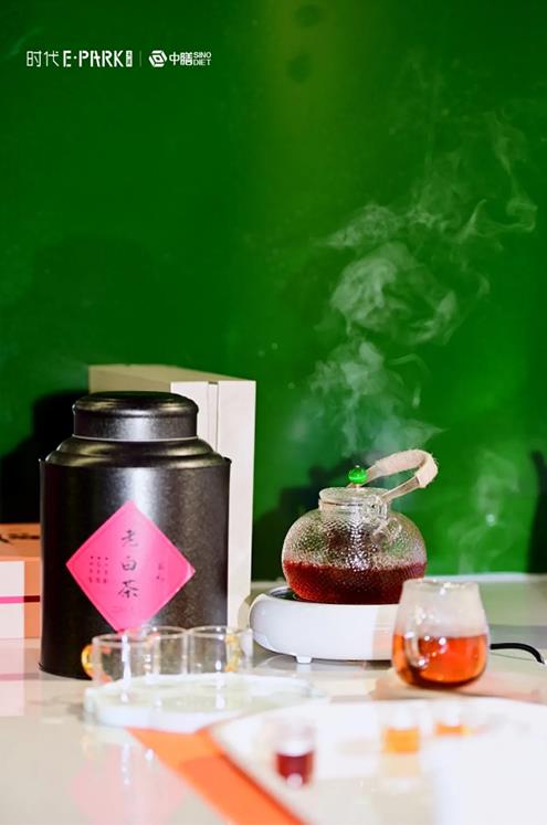 又雙叒叕一家星級(jí)網(wǎng)紅中膳健康食堂開業(yè)!“HDNH”健康理念造不?