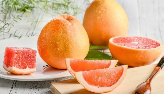柚子有青草氣味能吃嗎?柚子的藥用作用是什么?