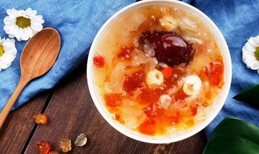 桃膠對(duì)女性有哪些好處?桃膠哪些產(chǎn)地的好?
