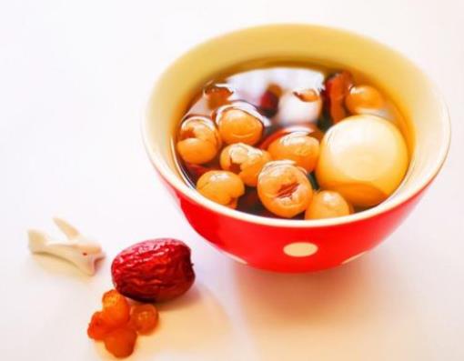 吃生桂圓有什么好處?吃生桂圓需要注意什么