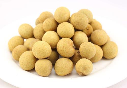 吃生桂圓有什么好處?吃生桂圓需要注意什么