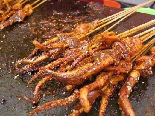 魷魚(yú)是買(mǎi)大的好還是小的好?新鮮魷魚(yú)要怎么保存