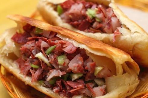 驢肉火燒好吃嗎?河間驢肉火燒和保定驢肉火燒哪個正宗?