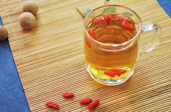 夏季養(yǎng)肝喝什么茶?夏季養(yǎng)肝吃哪些食物