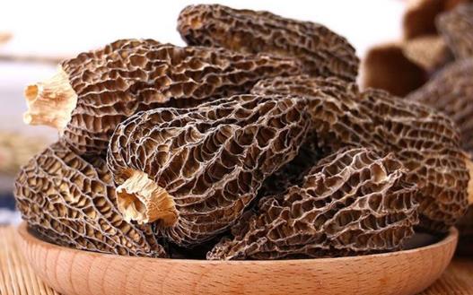 羊肚菌怎么泡發(fā)?羊肚菌有哪些功效?