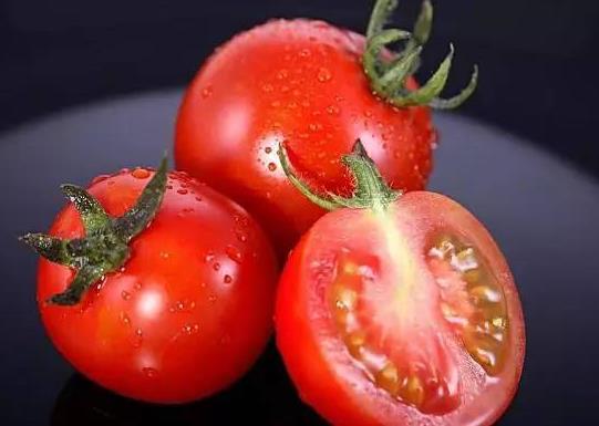 生吃西紅柿能吸收番茄紅素嗎?生吃西紅柿要注意什么?