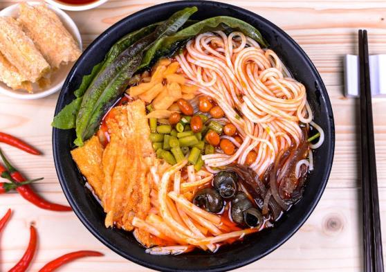 螺螄粉臭味要散多久?螺螄粉冷水煮還是熱水煮?