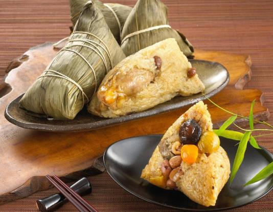 粽子沒(méi)煮熟吃了會(huì)怎樣?粽子是要放冷藏還是冷凍?