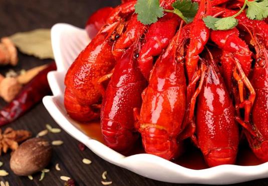 小龍蝦肉質(zhì)松散是死蝦嗎?小龍蝦怎么清洗修剪?