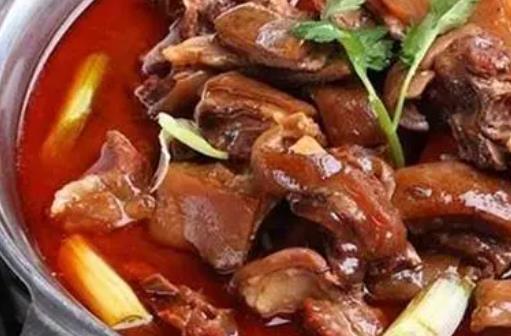 吃狗肉會(huì)引起肝火旺嗎?吃狗肉后口干怎么辦?