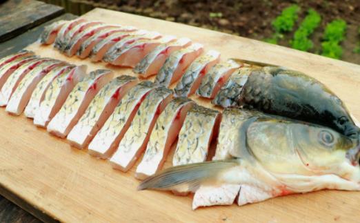 孕婦可以吃草魚嗎?哪些人適合吃草魚?