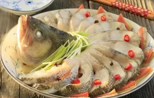 鱸魚屬于發(fā)物嗎?小孩子可以吃鱸魚籽嗎?