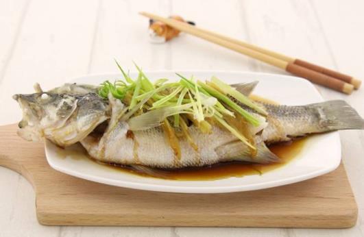 糖尿病患者可以吃鱸魚嗎?鱸魚冷凍后可以清蒸嗎?