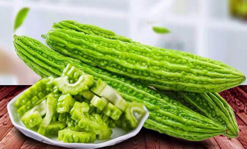 苦瓜焯水好還是不焯水好 為什么苦瓜不能炒雞蛋