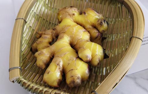 夏天吃姜能減肥嗎 夏天吃姜能去除體內(nèi)濕氣嗎