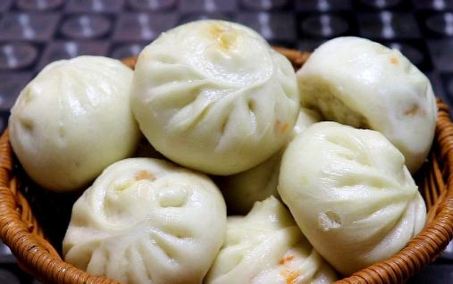 蒸包子塌陷是怎么回事 怎樣發(fā)面做包子才松軟好吃