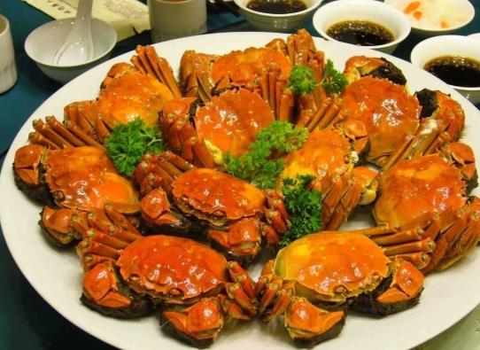 大閘蟹從冷藏室拿出來(lái)不動(dòng)了還能吃嗎?大閘蟹可以在冰箱里放幾天?