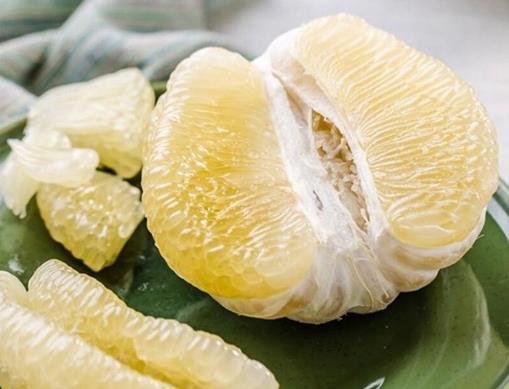 放了半年的柚子還能吃嗎?柚子放了一個(gè)多月還沒(méi)開(kāi)還能要嗎?