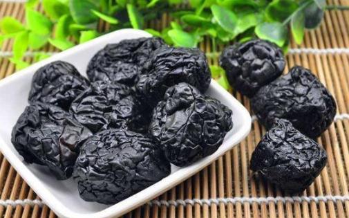 對(duì)肝有好處的是烏梅還是西梅 烏梅西梅孕婦可以吃嗎