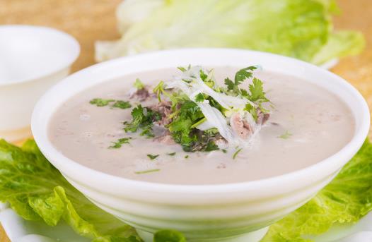 羊肉湯是早上喝還是晚上喝好 燉羊肉湯用什么鍋燉最好