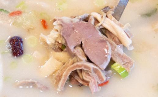 減肥期間可以喝一碗羊肉湯嗎 羊肉湯吃了拉肚子怎么回事