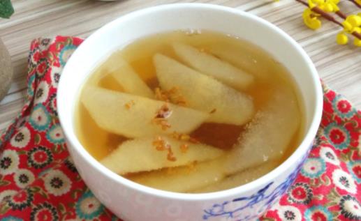 冰糖燉雪梨不放冰糖可以嗎 冰糖燉雪梨太甜對(duì)咳嗽好嗎
