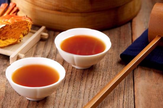 男人喝黃酒對性功能有影響嗎?體內(nèi)濕氣重能喝黃酒嗎