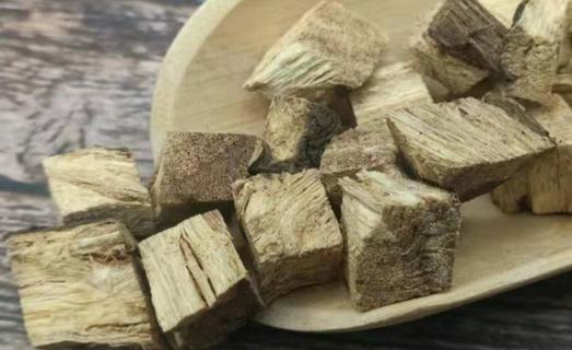 葛根會(huì)不會(huì)傷肝 葛根泡水喝對胃有傷害嗎