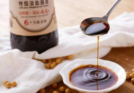 荔枝蘸醬油不上火是真的嗎?荔枝蘸醬油是什么味道的