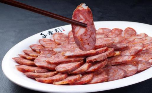 溫度20度能風(fēng)干香腸嗎 臘腸冬天晚上可以晾在外面嗎