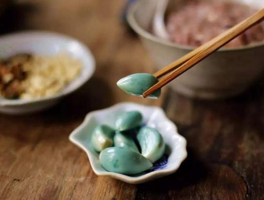 臘八蒜為什么很辣?臘八蒜吃起來怎么是辣的