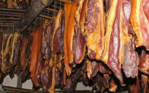 臘肉能用洗潔精清洗嗎 熏臘肉用洗潔精洗了還能吃嗎