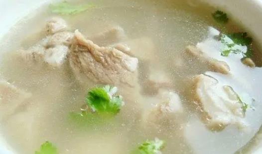 羊肉焯水可以放什么?羊肉湯用冷水下鍋還是熱水?