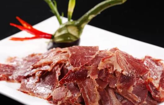 羊肉冬天怎么吃最滋補?喝羊肉湯能放醋嗎?