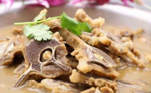 羊肉禁忌與什么同食?哪些人不能吃羊肉?