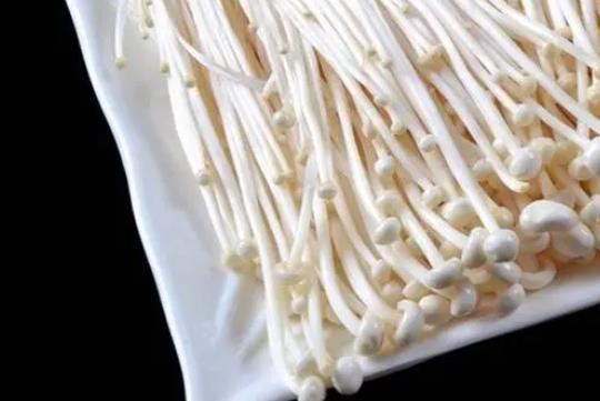 孕婦可以吃金針菇嗎?金針菇和什么一起吃好?