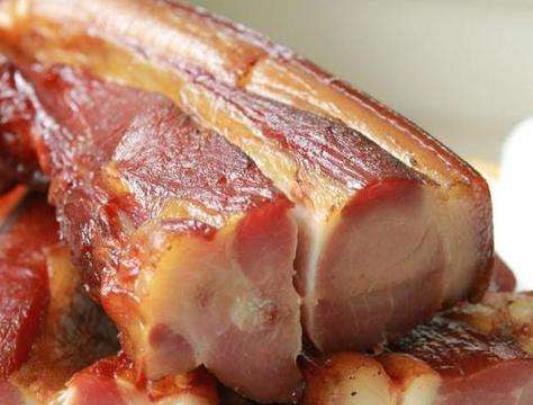 臘肉上的霉菌能煮死嗎?臘肉發(fā)霉是什么樣子的圖片