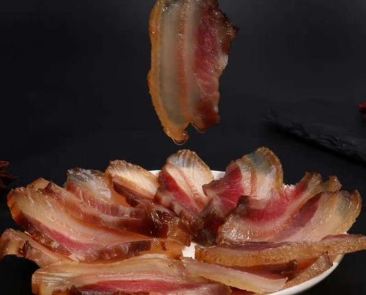 臘肉淋雨了可以用熱風(fēng)吹嗎?曬臘肉有蒼蠅是不是肉壞了