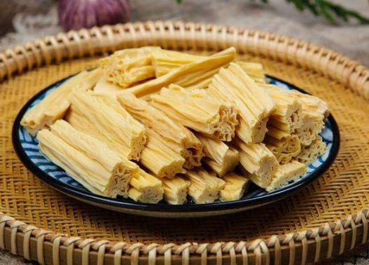 腐竹泡了12個(gè)小時(shí)有毒嗎?涼水泡發(fā)腐竹要多久