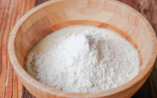 泡打粉是干嘛的 泡打粉和酵母的區(qū)別哪個好