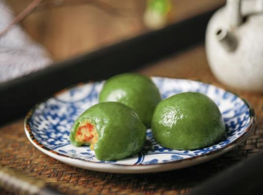 青團(tuán)是哪里的特產(chǎn)?青團(tuán)變質(zhì)是什么樣子的