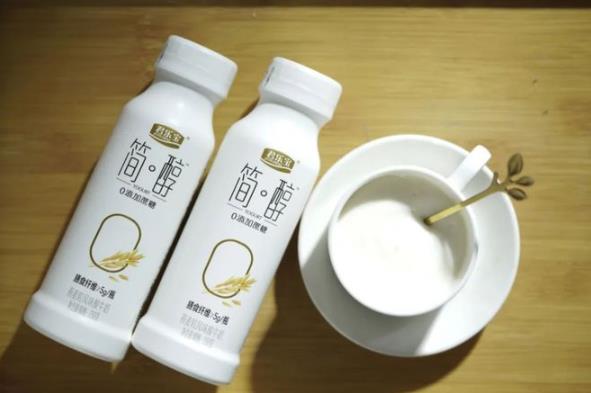 逆勢飄紅,一季度業(yè)績翻番:簡醇是怎樣活成了“別人家的孩子”?