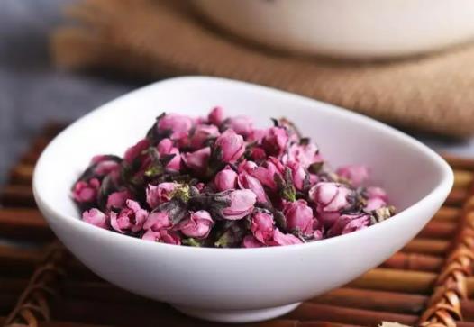 桃花茶早上喝好還是晚上喝好?桃花茶一天喝幾次才合適
