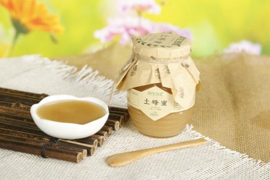 潤(rùn)生百匯只做原生態(tài)土蜂蜜的天時(shí)地利人和