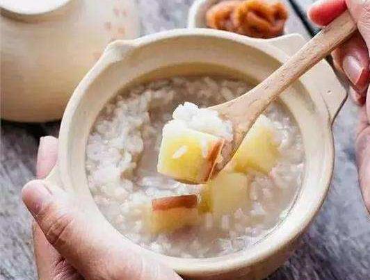 吃什么粥可以潤(rùn)肺化痰?潤(rùn)肺化痰的粥有哪些