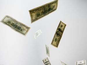 金融超市方案-什么金融超市？
